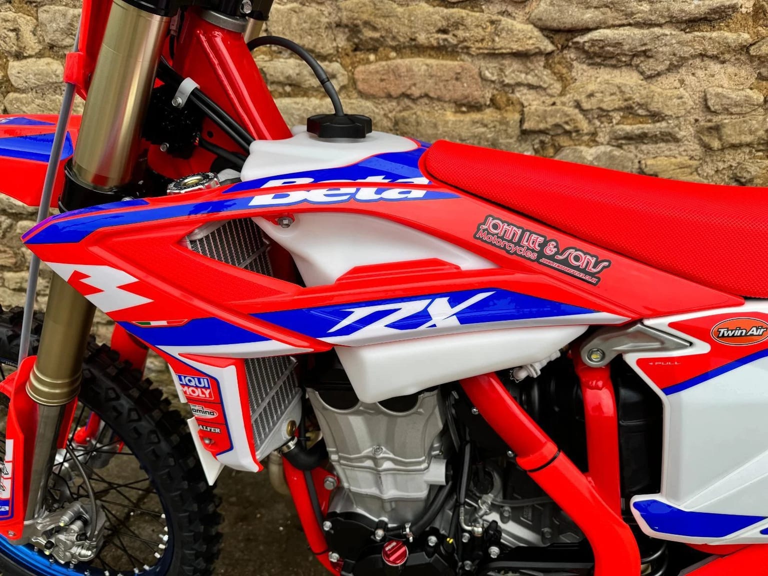 Beta RX450 4T Motocross Bike, 2025 Model, One Previous Owner, Never Ridden - Image 5
