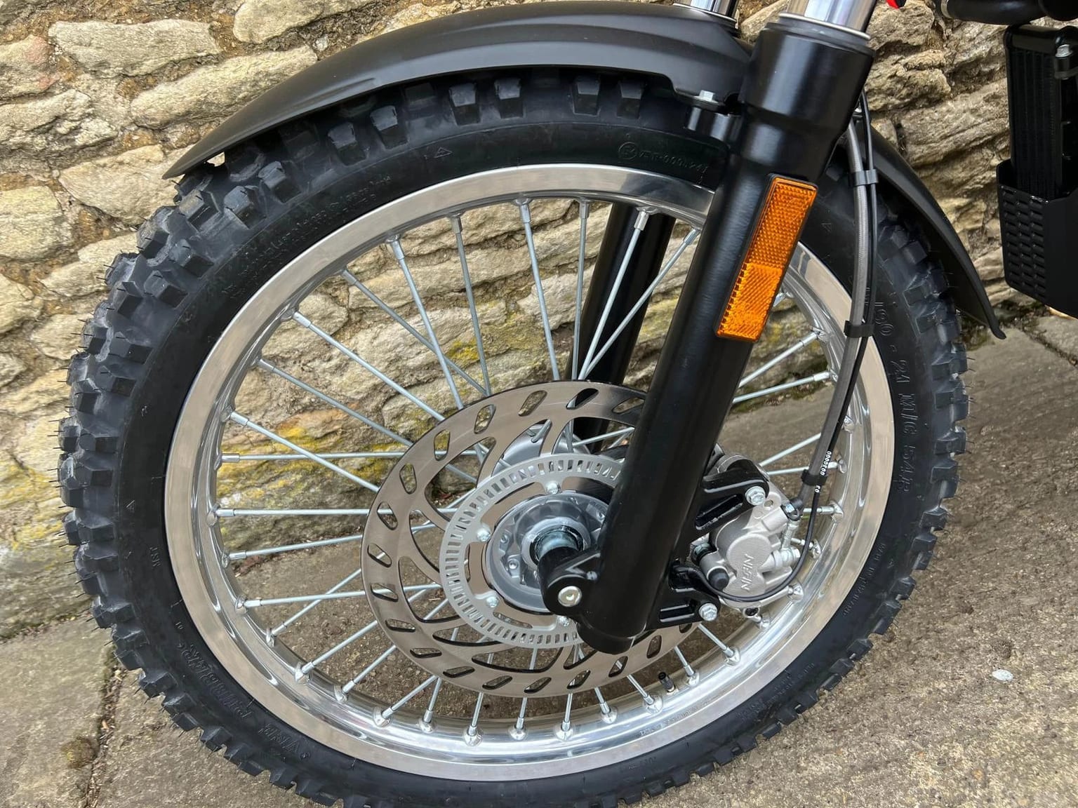 Beta Alp 4.0 Trail Bike, Brand New 2025 Model, In Stock, Both Colours Available - Image 6