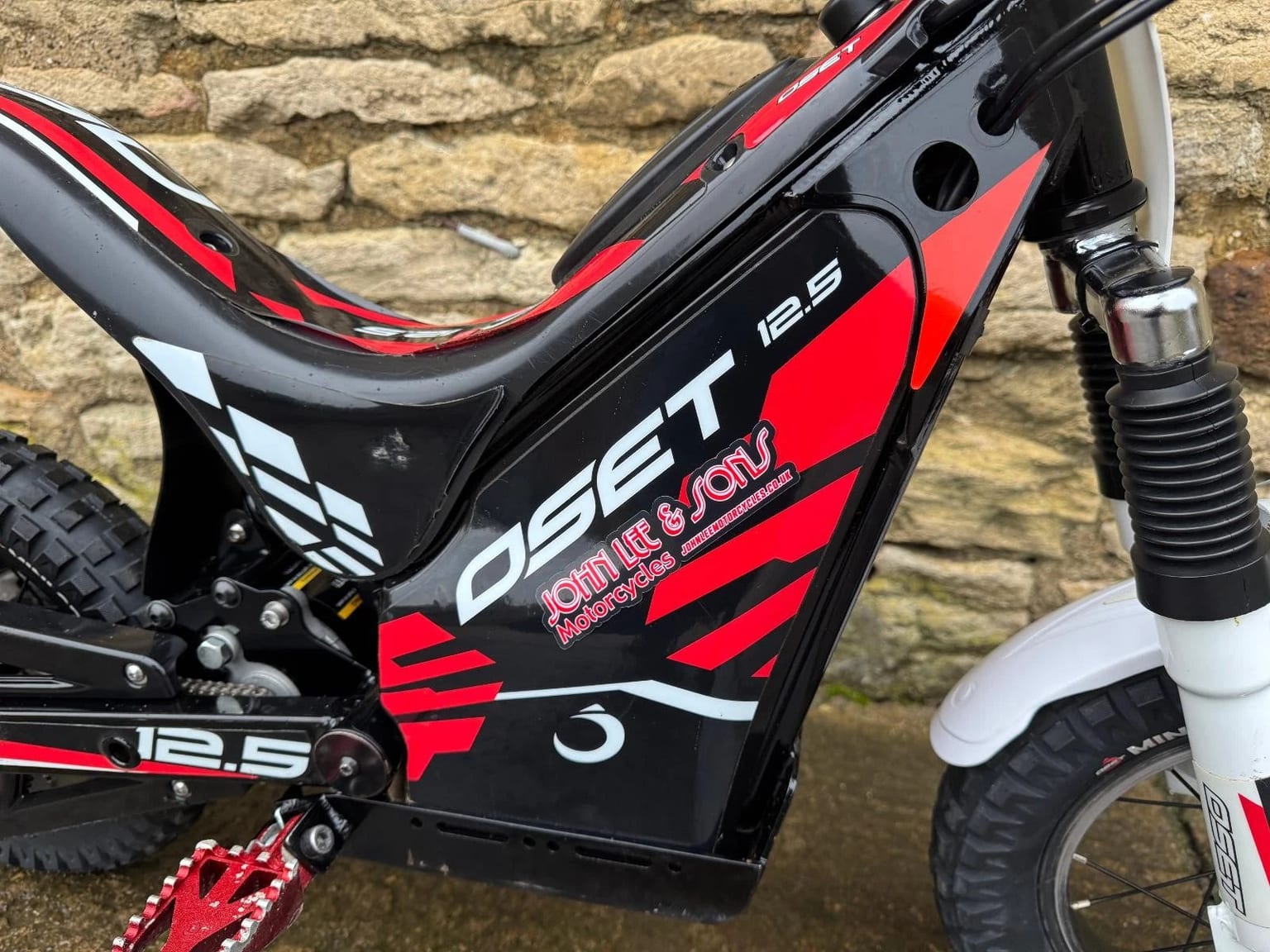 OSET 12.5 ECO Kids Electric Off Road Bike, 2019 Model, Nice Condition - Image 8
