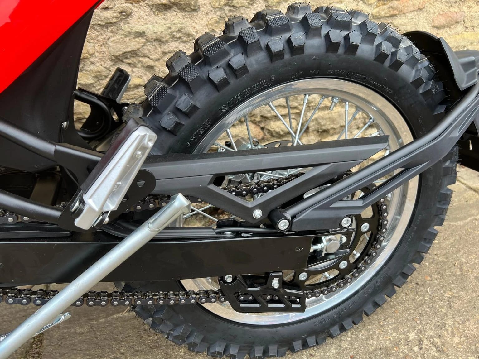 Beta Alp 4.0 Trail Bike, Brand New 2025 Model, In Stock, Both Colours Available - Image 5