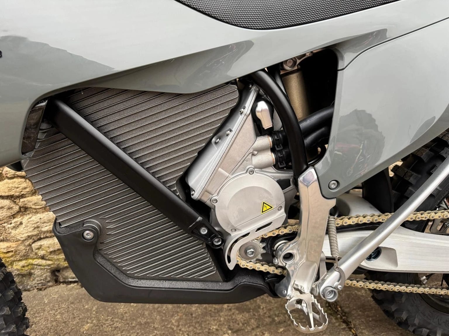 Stark Varg EX Electric Enduro Bike, New 2026 Model, Grey, 60HP Model, In Stock - Image 4