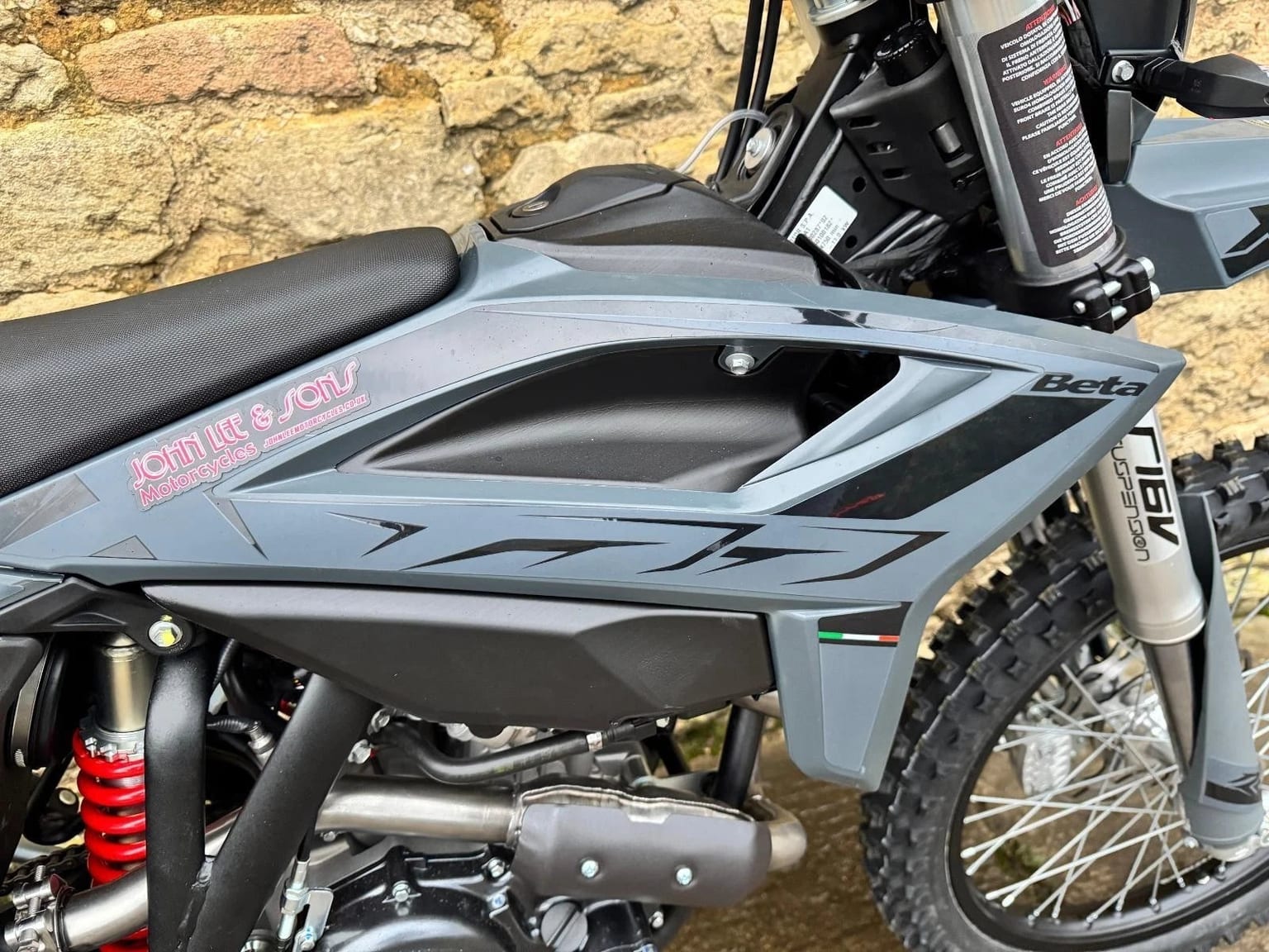 Beta RR125 4T Enduro / Trail Bike, 2025 Model Special Edition, In Stock & Ready - Image 7
